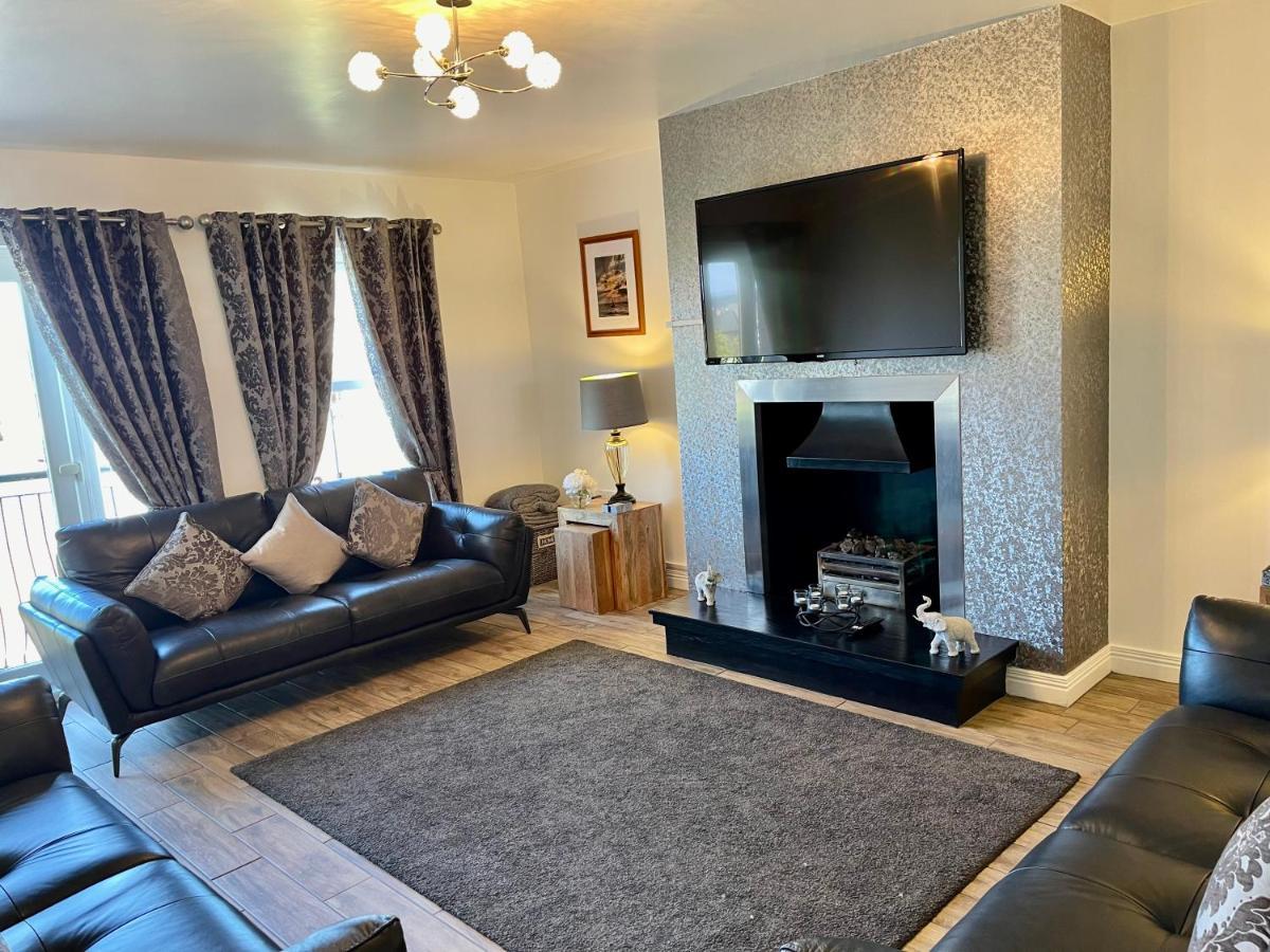 Luxury Portrush Holiday Homes - The Green, Portrush Sleeps 12 - 5 Bedrooms Exterior photo